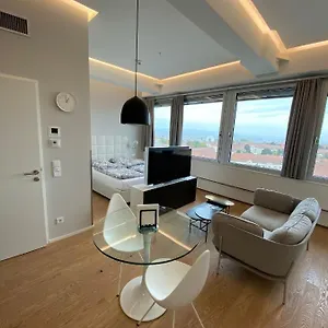 Key Residences Viena